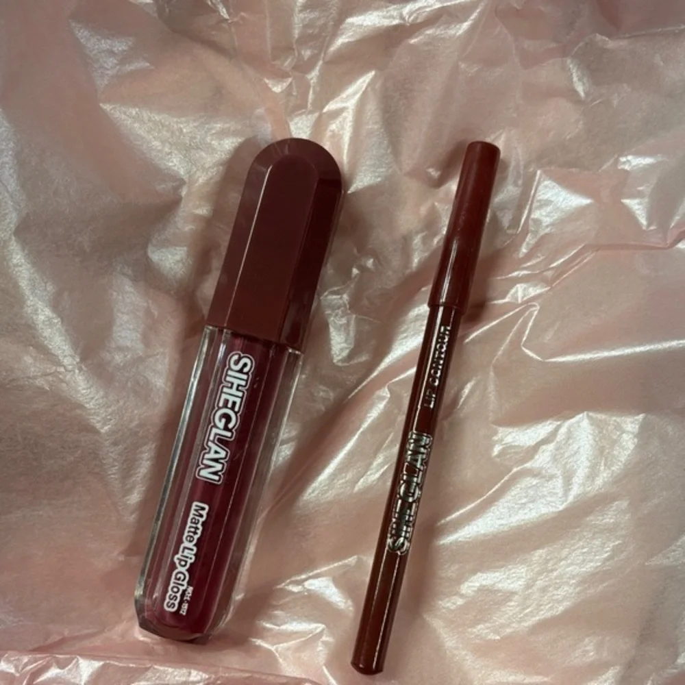 Siheglan  Matte Lip Gloss and Lip contour liner set of 2 rose colored new